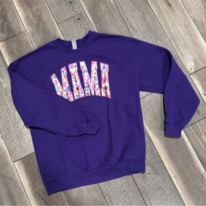 Gildan MAMA Crewneck